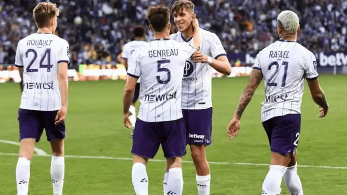 今晚法国杯焦点战，埃因霍温回应争议，媒体盛赞，细节决定成败的简单介绍-九游体育APP