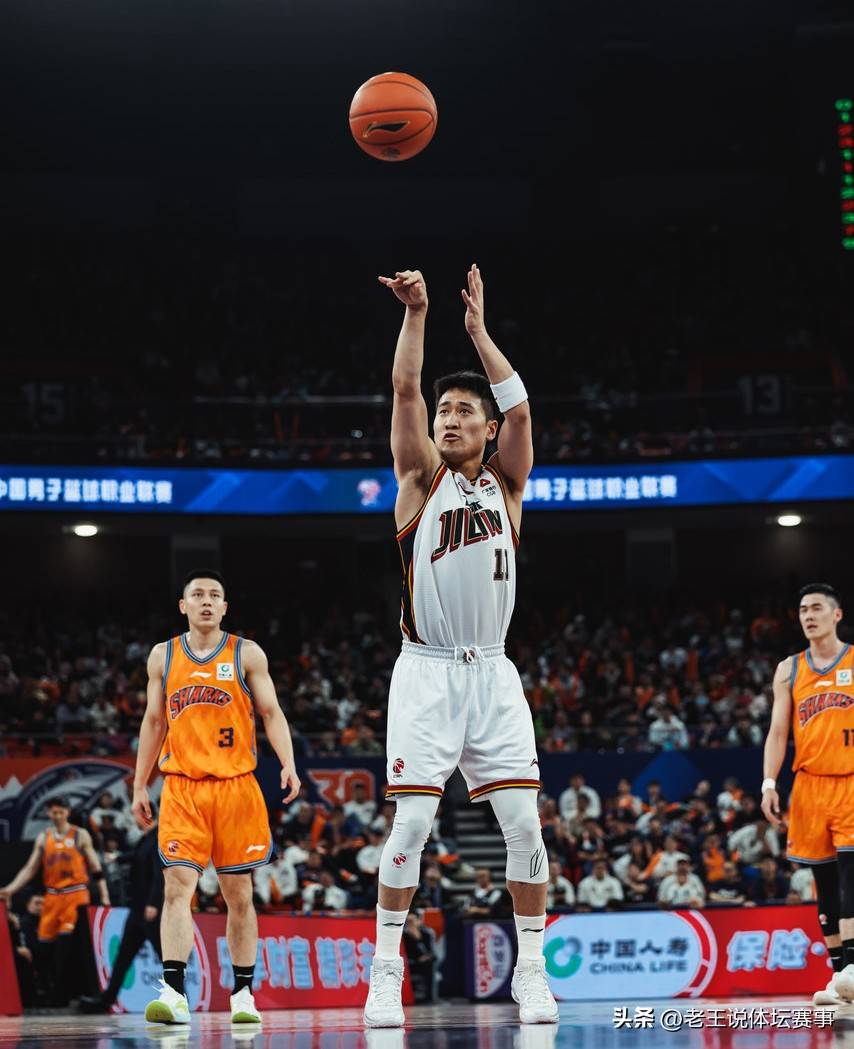 关于赛后CBA常规赛焦点战；波尔图手感冰凉；态度坚定；阵容厚度经受考验的信息-九游体育官网